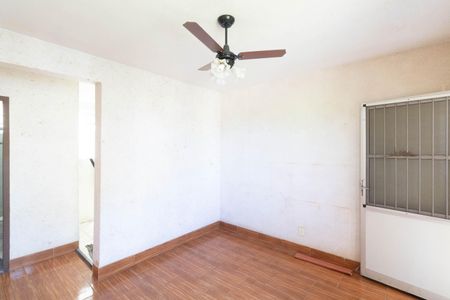 Sala de apartamento para alugar com 2 quartos, 50m² em Santa Cruz, Rio de Janeiro