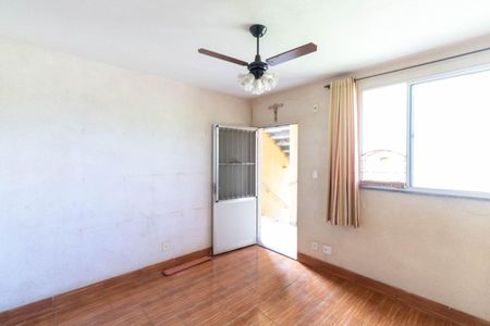 Sala de apartamento para alugar com 2 quartos, 50m² em Santa Cruz, Rio de Janeiro