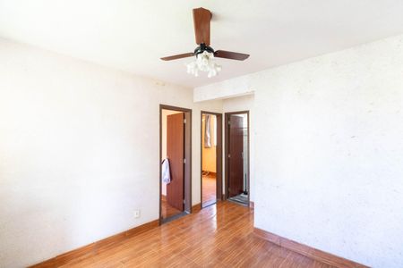 Sala de apartamento para alugar com 2 quartos, 50m² em Santa Cruz, Rio de Janeiro