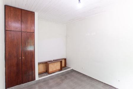 Casa para alugar com 60m², 1 quarto e 1 vagaQuarto