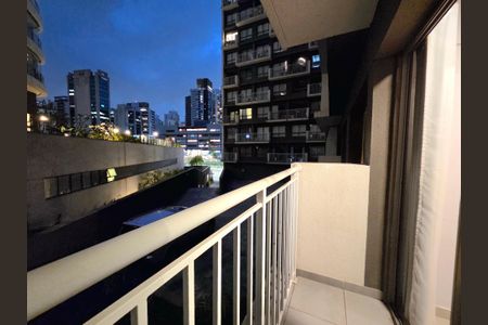 Studio à venda com 27m², 1 quarto e sem vagaVaranda