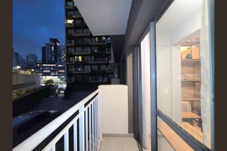Studio à venda com 27m², 1 quarto e sem vagaVaranda