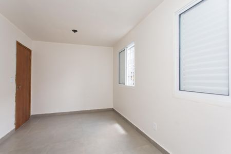 Quarto  de casa de condomínio para alugar com 1 quarto, 40m² em Jardim Etelvina, São Paulo