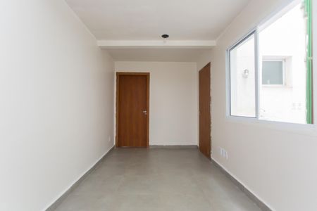 Casa de condomínio para alugar com 40m², 1 quarto e sem vagaSala