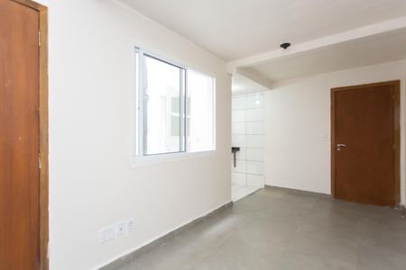 Casa de condomínio para alugar com 40m², 1 quarto e sem vagaSala