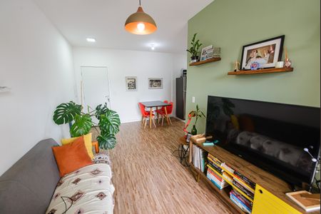 Sala de apartamento para alugar com 2 quartos, 65m² em Vila São José, Taubaté