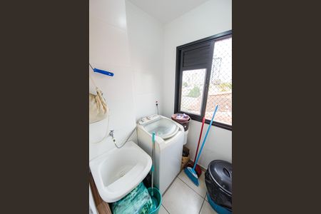 Apartamento para alugar com 65m², 2 quartos e 1 vagaÁrea de Serviço