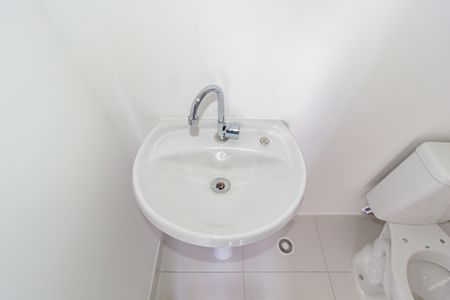 Apartamento para alugar com 27m², 1 quarto e sem vaga Apartamento para alugar com 27m², 1 quarto e sem vagaDetalhe - Banheiro