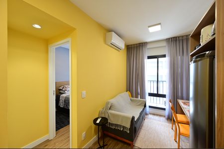 Sala de apartamento para alugar com 1 quarto, 30m² em Mirandópolis, São Paulo