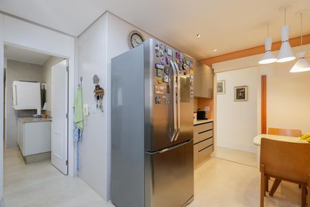 Apartamento à venda com 175m², 3 quartos e 3 vagas Apartamento à venda com 175m², 3 quartos e 3 vagasCozinha