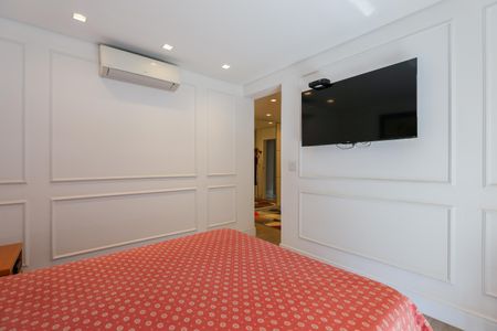 Apartamento à venda com 175m², 3 quartos e 3 vagas Apartamento à venda com 175m², 3 quartos e 3 vagasSuíte 1