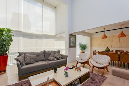 Apartamento à venda com 175m², 3 quartos e 3 vagas Apartamento à venda com 175m², 3 quartos e 3 vagasSala