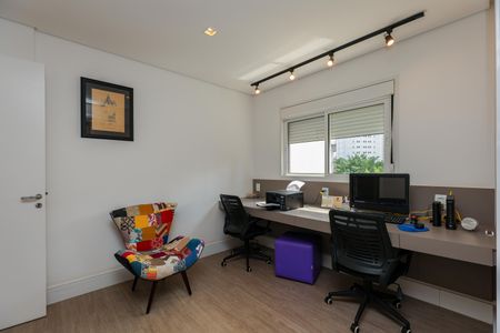 Apartamento à venda com 175m², 3 quartos e 3 vagas Apartamento à venda com 175m², 3 quartos e 3 vagasSuíte 3