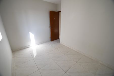 Quarto 2 de apartamento à venda com 3 quartos, 72m² em Jardim Guanabara, Campinas