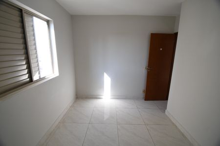 Apartamento para alugar com 72m², 3 quartos e 1 vagaQuarto 2
