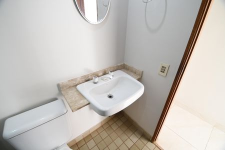 Apartamento para alugar com 72m², 3 quartos e 1 vagaBanheiro Social