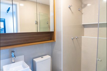 Banheiro de kitnet/studio para alugar com 1 quarto, 29m² em Vila Santa Catarina, São Paulo