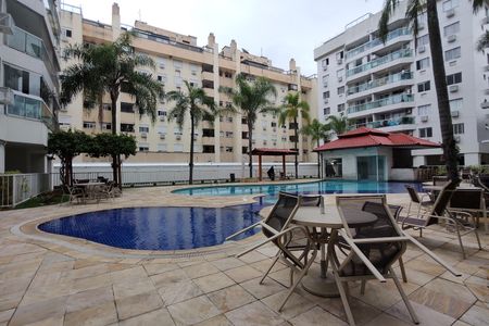 Apartamento à venda com 150m², 3 quartos e 1 vagaÁrea comum - Piscina