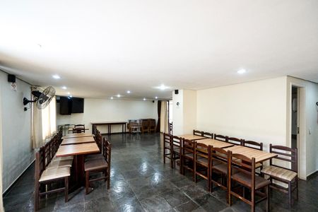 Apartamento para alugar com 61m², 2 quartos e 1 vagaSalão de festas 01