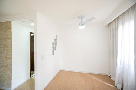 Apartamento para alugar com 61m², 2 quartos e 1 vagaSala