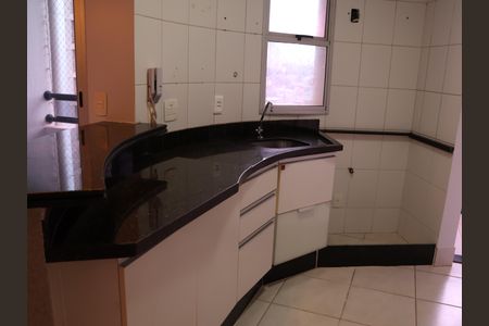 Apartamento para alugar com 65m², 2 quartos e 1 vagaCozinha