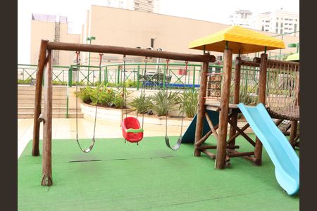 Apartamento para alugar com 65m², 2 quartos e 1 vagaÁrea comum - Playground