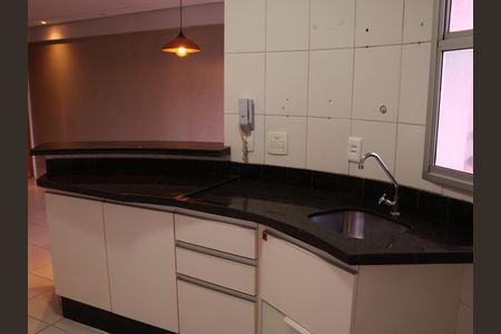Apartamento para alugar com 65m², 2 quartos e 1 vagaCozinha