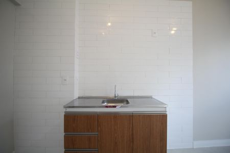 Sala/Cozinha de apartamento para alugar com 1 quarto, 27m² em Vila Andrade, São Paulo