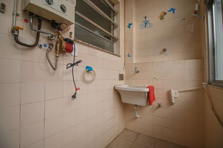 Apartamento à venda com 82m², 2 quartos e 1 vagaÁrea de Serviço