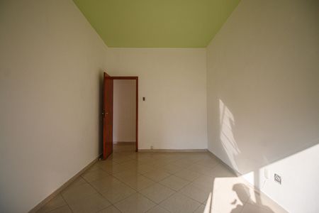 Apartamento à venda com 82m², 2 quartos e 1 vagaQuarto 2