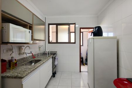 Apartamento para alugar com 93m², 2 quartos e 1 vagaCozinha 