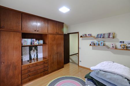 Casa para alugar com 500m², 5 quartos e 4 vagas Casa para alugar com 500m², 5 quartos e 4 vagasQuarto 1