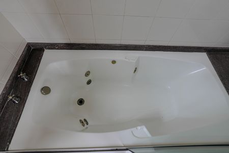 Casa para alugar com 500m², 5 quartos e 4 vagas Casa para alugar com 500m², 5 quartos e 4 vagasBanheiro - Quarto 2 - Suíte