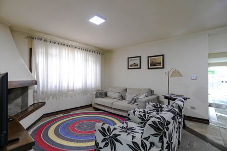 Casa para alugar com 500m², 5 quartos e 4 vagas Casa para alugar com 500m², 5 quartos e 4 vagasSala