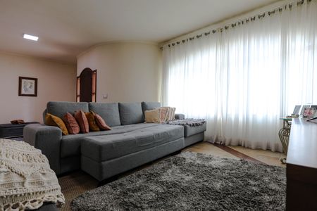 Casa para alugar com 500m², 5 quartos e 4 vagas Casa para alugar com 500m², 5 quartos e 4 vagasSala de TV