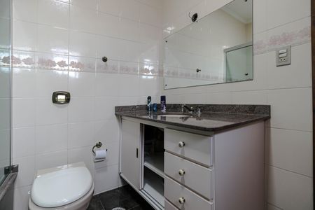 Casa para alugar com 500m², 5 quartos e 4 vagas Casa para alugar com 500m², 5 quartos e 4 vagasBanheiro - Quarto 2 - Suíte