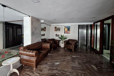 Apartamento à venda com 75m², 2 quartos e 1 vagaÁrea comum