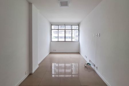 Sala de apartamento à venda com 2 quartos, 75m² em Icaraí, Niterói