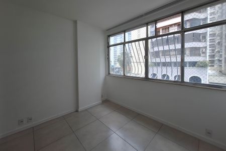 Apartamento à venda com 75m², 2 quartos e 1 vagaQuarto 2