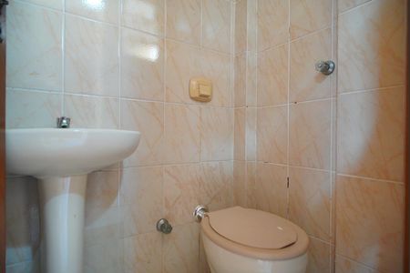 Apartamento para alugar com 167m², 2 quartos e 2 vagasBanheiro de Serviço