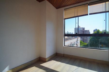 Sala - Varanda de apartamento para alugar com 2 quartos, 167m² em São João, Porto Alegre