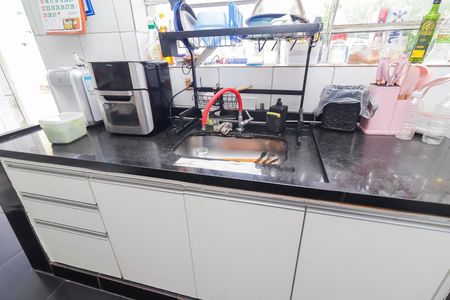 Casa para alugar com 95m², 2 quartos e 1 vagaCozinha