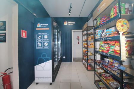 Apartamento para alugar com 56m², 2 quartos e 1 vagaÁrea comum - Mini Mercado