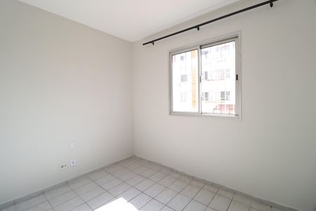 Quarto 1 de apartamento para alugar com 3 quartos, 70m² em Lagoinha, Uberlândia