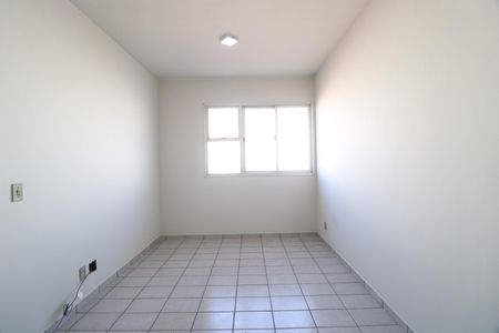 Sala de apartamento para alugar com 3 quartos, 70m² em Lagoinha, Uberlândia