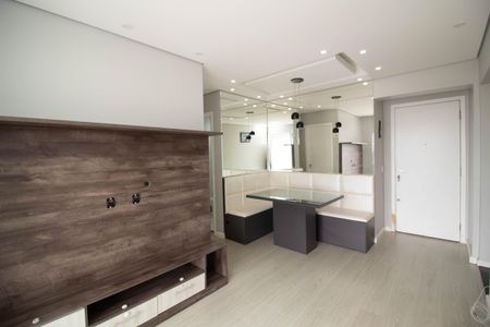 Apartamento à venda com 62m², 2 quartos e 1 vagaSala