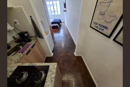 Cozinha de kitnet/studio para alugar com 1 quarto, 32m² em Centro, Rio de Janeiro