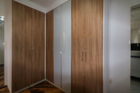Apartamento à venda com 178m², 3 quartos e 2 vagasCloset/Suíte