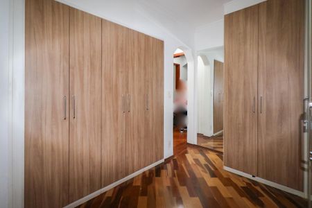 Apartamento à venda com 178m², 3 quartos e 2 vagasCloset/Suíte