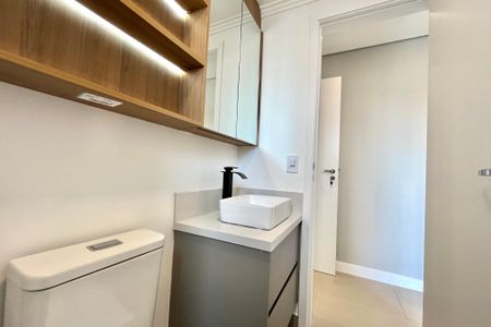 Apartamento para alugar com 68m², 2 quartos e 1 vagaBanheiro da Suíte